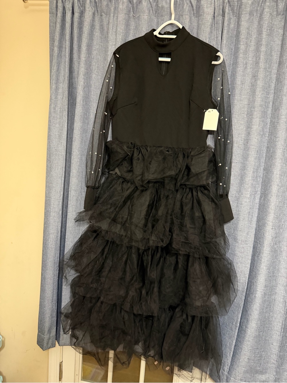 Women’s Black Ruffle Tulle Dress with Sheer Pearl Sleeves M NWT